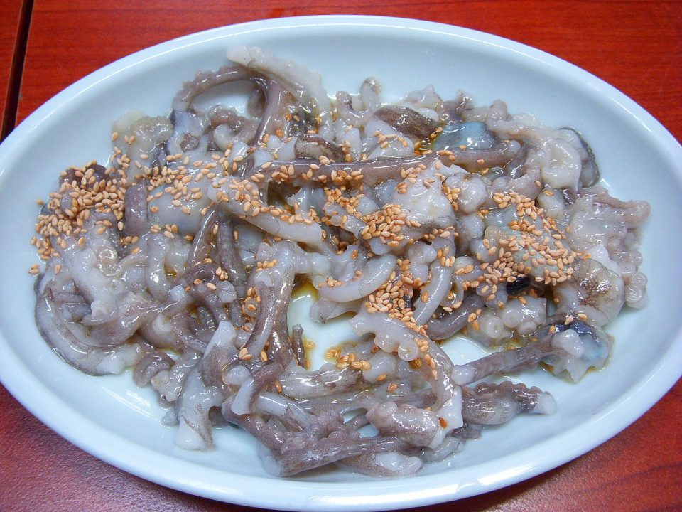 korean-cuisine-sannakji-hoe-01